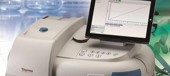 UV-VIS spektrofotometr EVOLUTION BIO 260